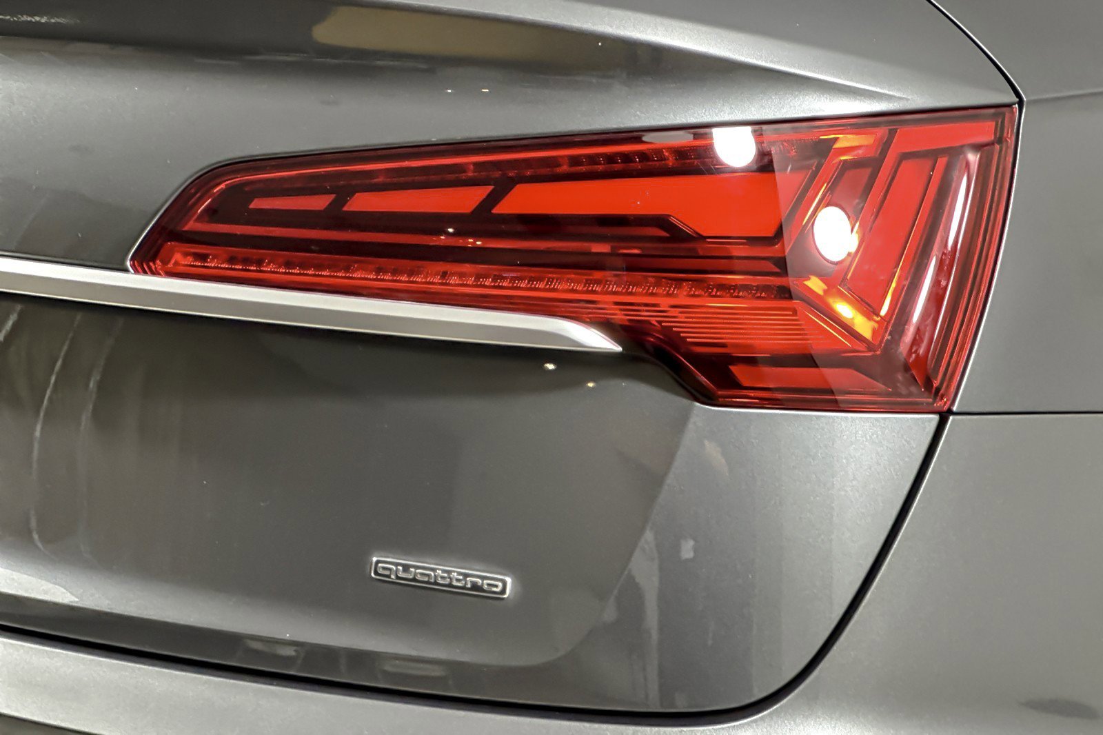 Used 2023 Audi Q5 2.0T Premium w/ Convenience Package image 25