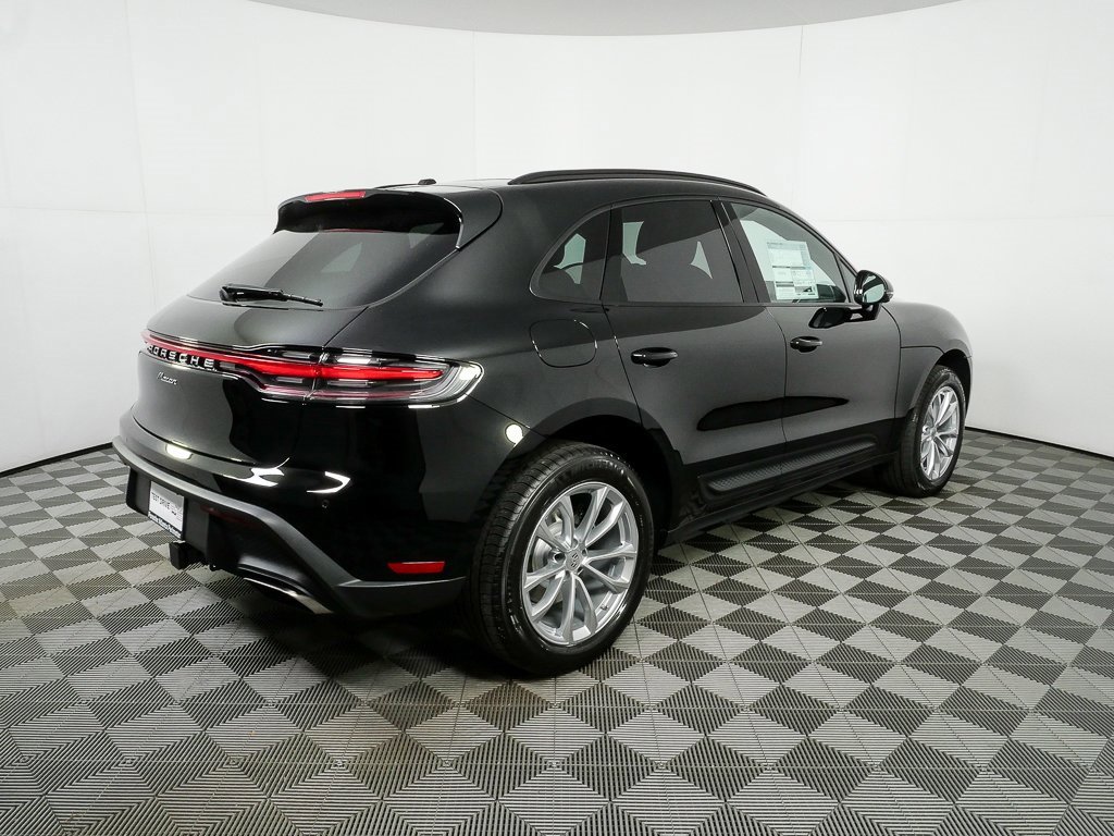 New 2026 Porsche Macan image 30