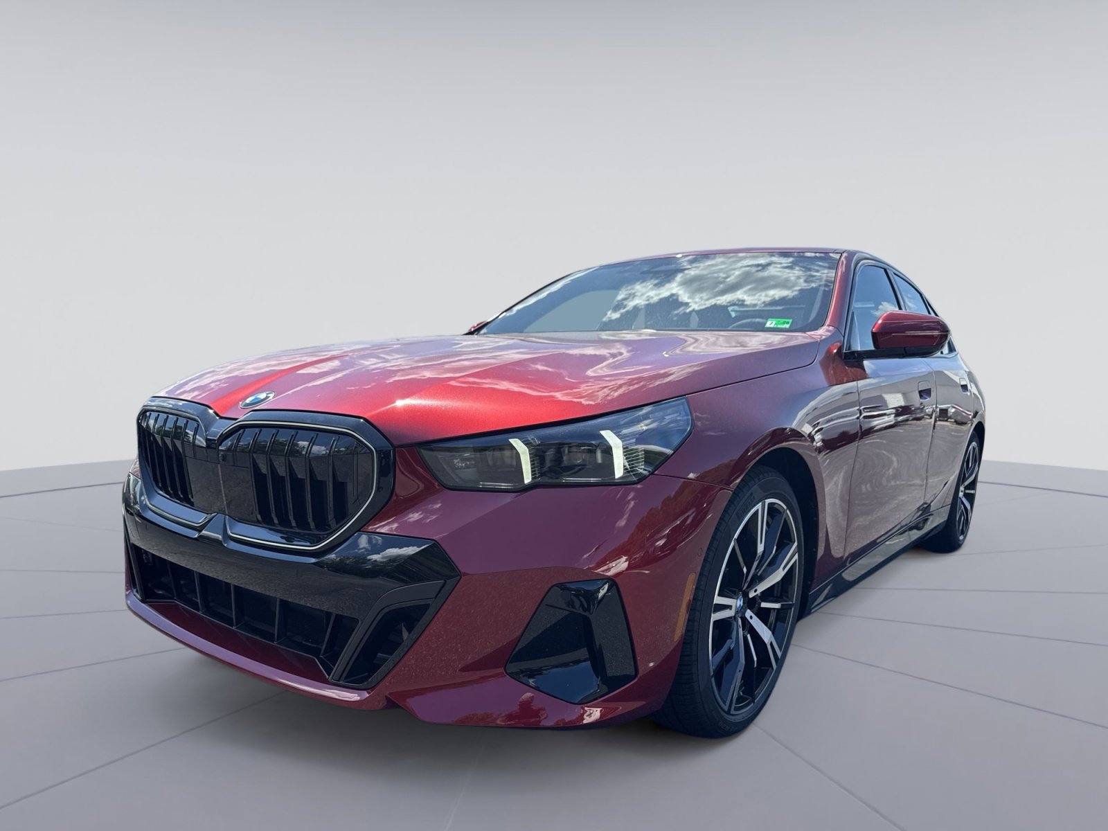 New 2026 BMW 530i xDrive w/ M Sport Package AWD/4WD image 5