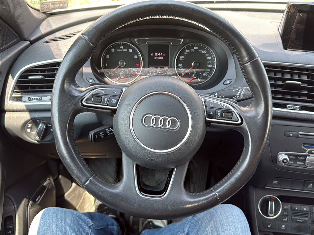 Used 2016 Audi Q3 2.0T Prestige AWD/4WD image 9
