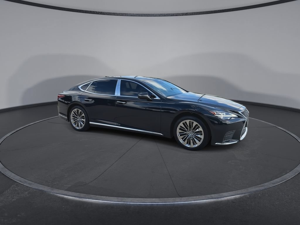 Certified 2022 Lexus LS 500 w/ Accessory Package (Z1) RWD image 2