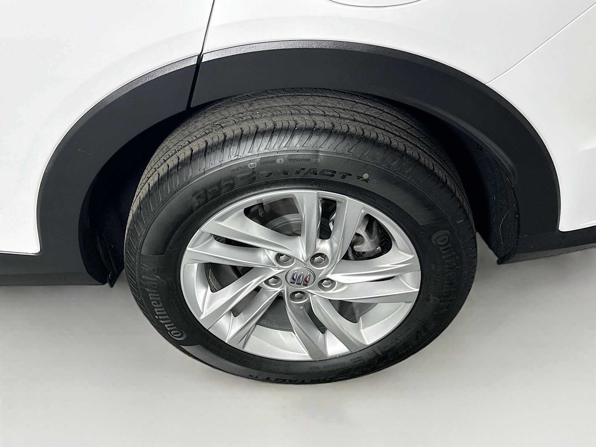 Used 2025 Buick Envista Preferred FWD image 11