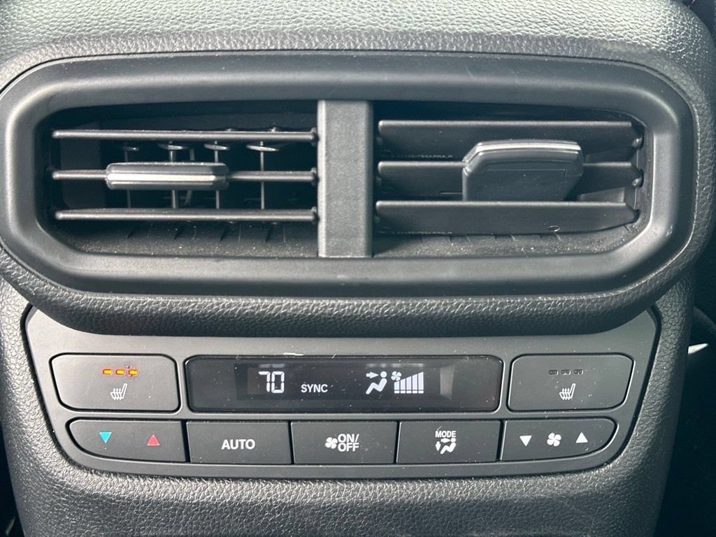 Used 2025 Honda Passport Black Edition image 16