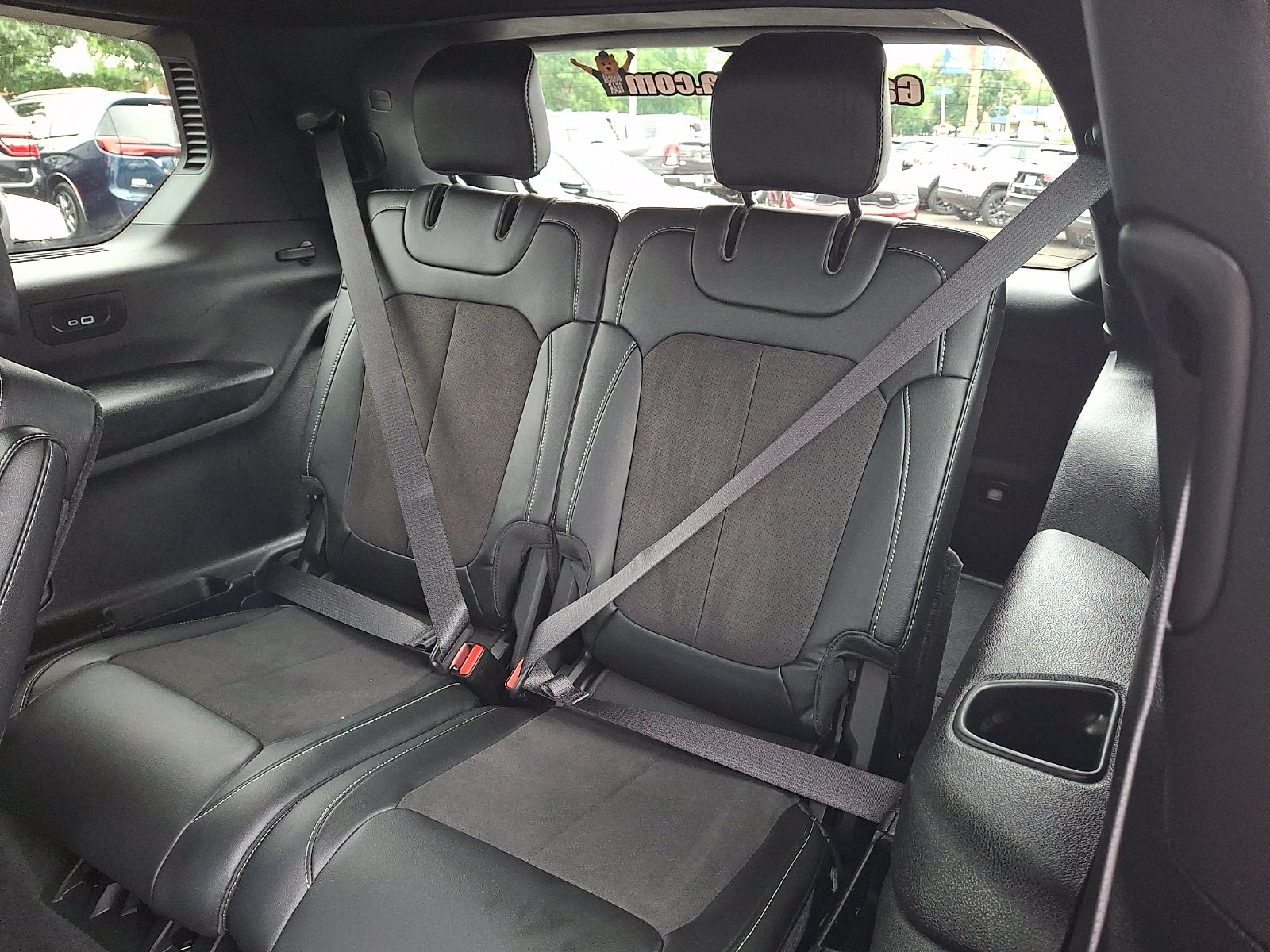 Used 2024 Jeep Grand Cherokee L Altitude AWD/4WD image 10