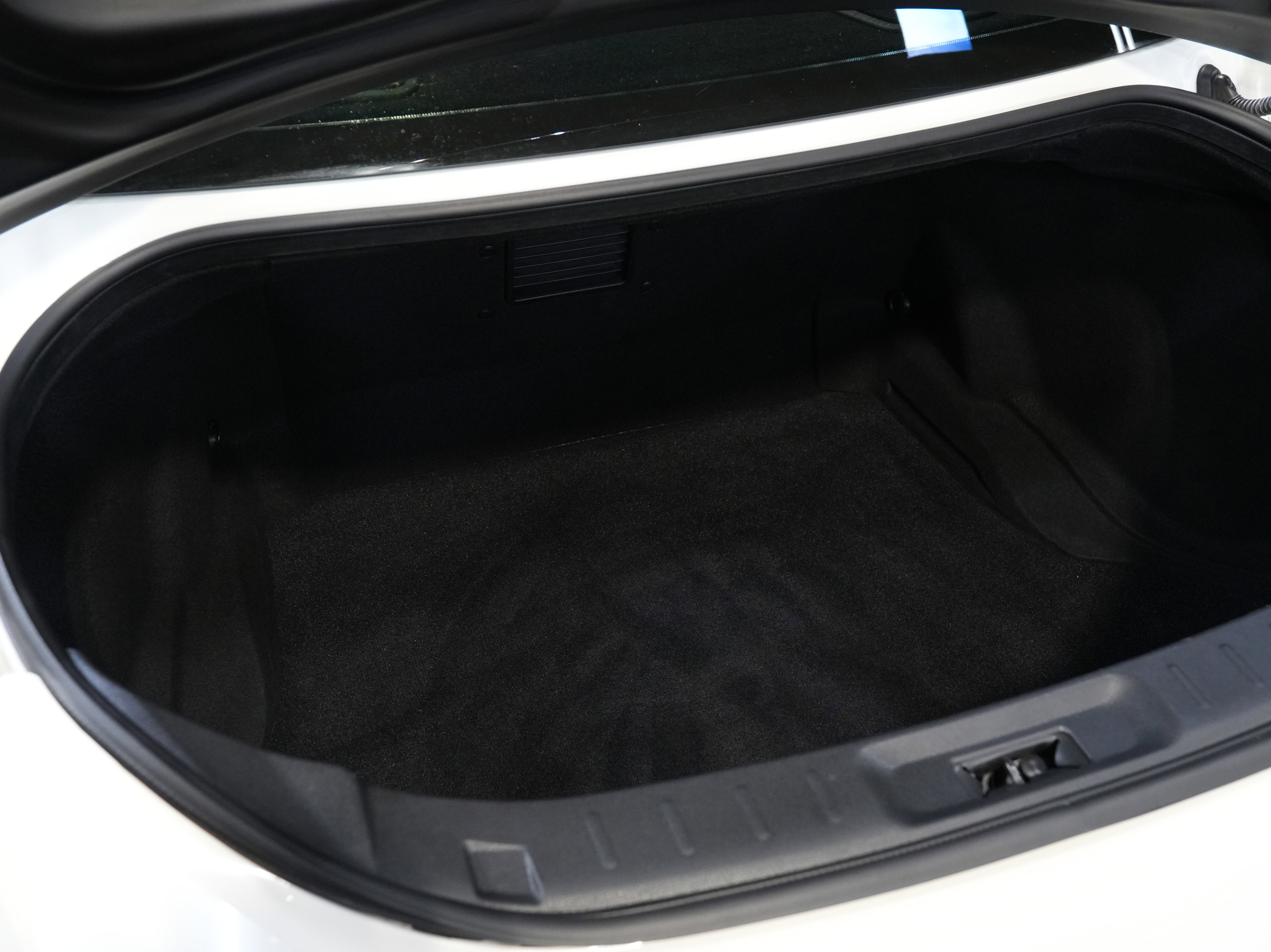 Used 2021 Nissan GT-R Premium image 44