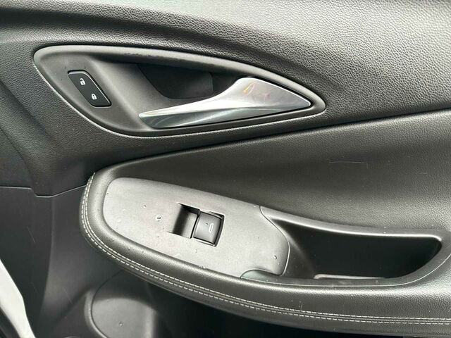 Used 2024 Buick Encore GX Sport Touring w/ Comfort Package image 21