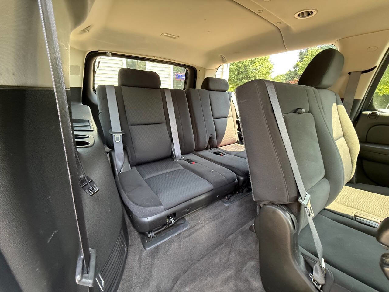 Used 2011 Chevrolet Suburban 2500 w/ Skid Plate Package AWD/4WD image 19