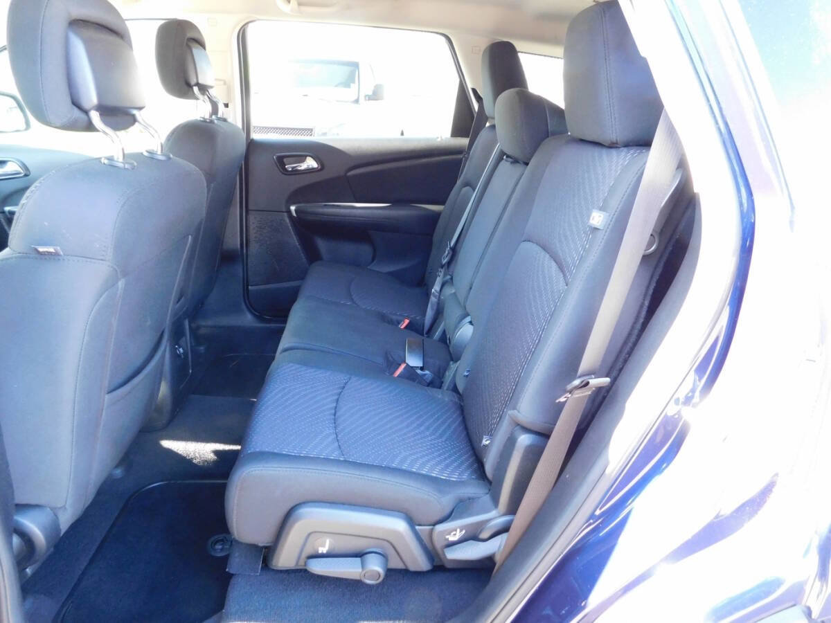 Used 2018 Dodge Journey SE w/ Popular Equipment Group image 7