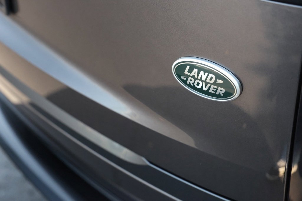 Used 2023 Land Rover Range Rover Long Wheelbase Autobiography image 18