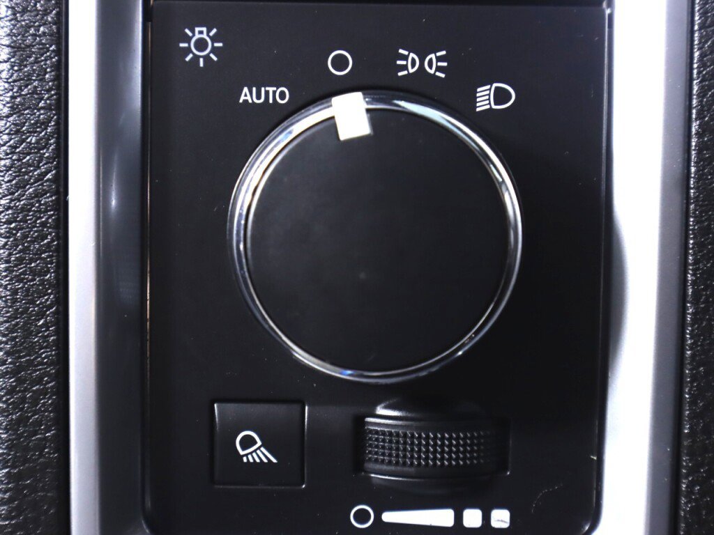 Used 2024 RAM 1500 Classic Warlock image 10