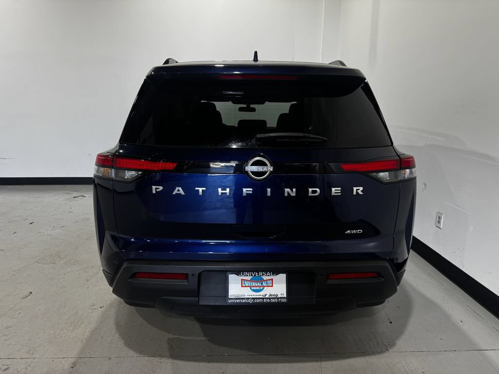 Used 2025 Nissan Pathfinder SV AWD/4WD image 26
