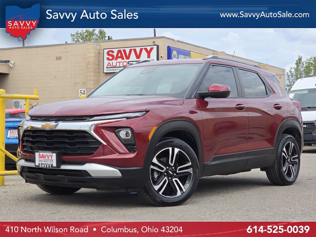 Used 2024 Chevrolet TrailBlazer LT w/ LT Cold Weather Package FWD image 1