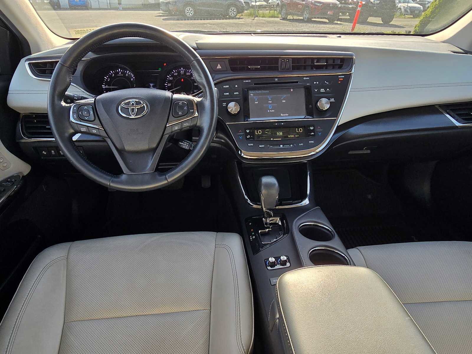 Certified 2018 Toyota Avalon Limited w/ All Weather Liner Package image 18