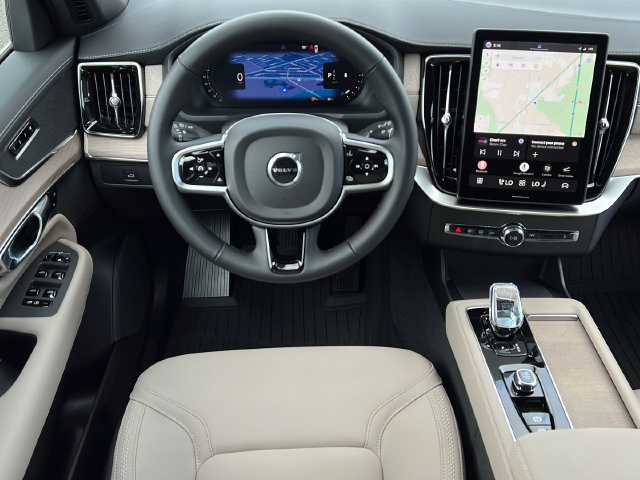 New 2026 Volvo XC90 B6 Plus w/ Protection Package AWD/4WD image 14