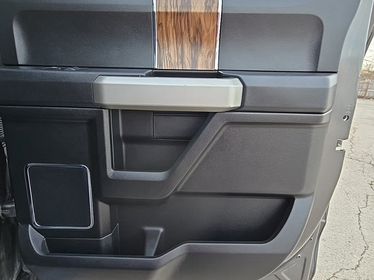 Used 2018 Ford F150 Lariat w/ Equipment Group 501A Mid image 35