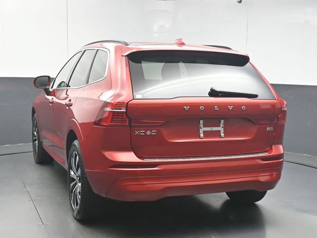Used 2023 Volvo XC60 B5 Core w/ Climate Package FWD image 6