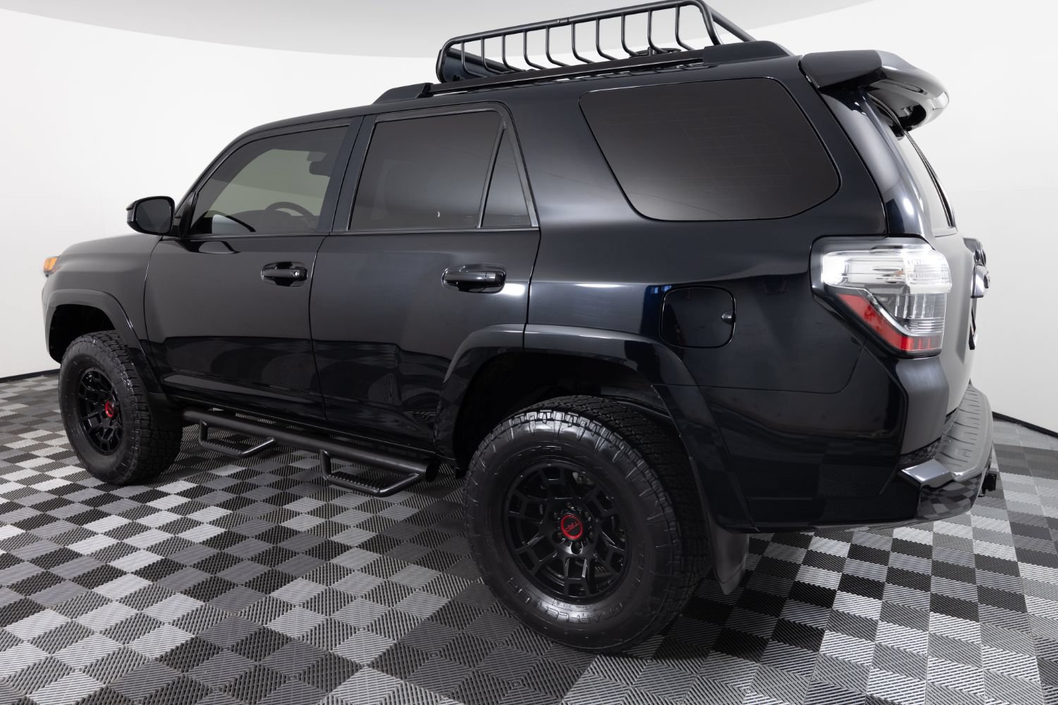 Used 2021 Toyota 4Runner Trail Special Edition AWD/4WD image 4