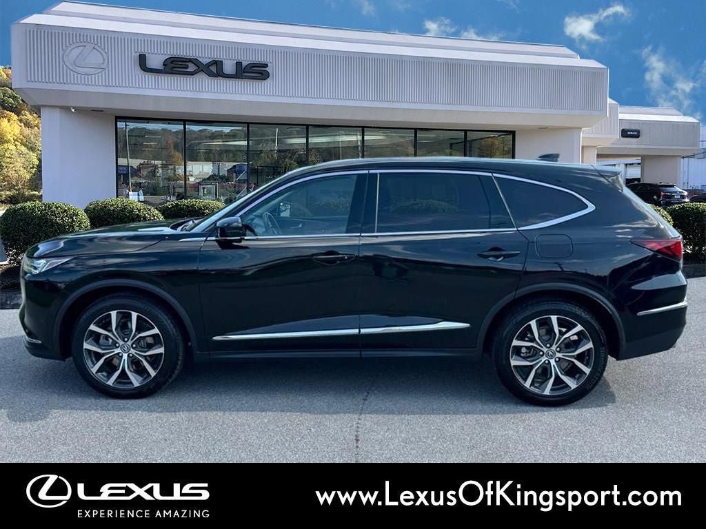 Used 2024 Acura MDX SH-AWD w/ Technology Package image 2
