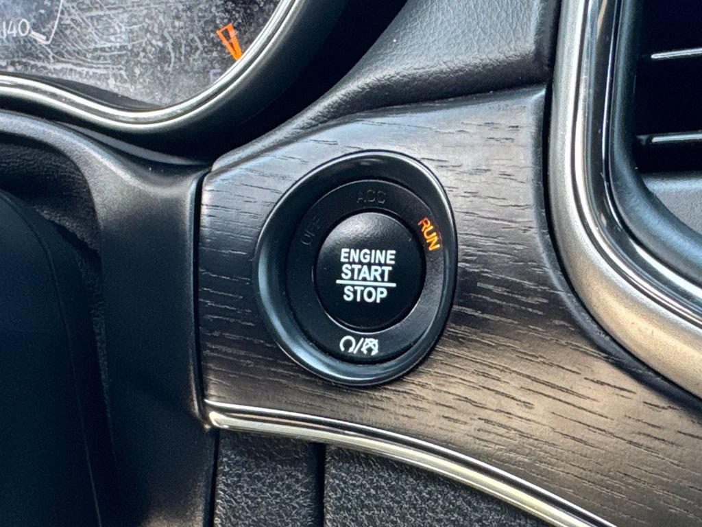 Used 2018 Jeep Grand Cherokee High Altitude AWD/4WD image 31