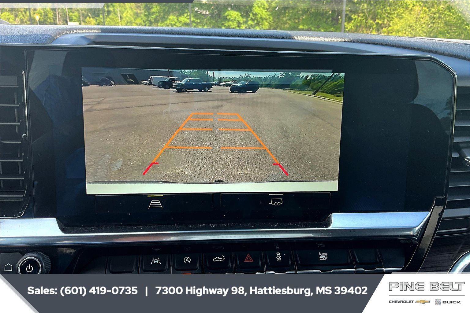 Used 2024 Chevrolet Silverado 1500 LT image 16