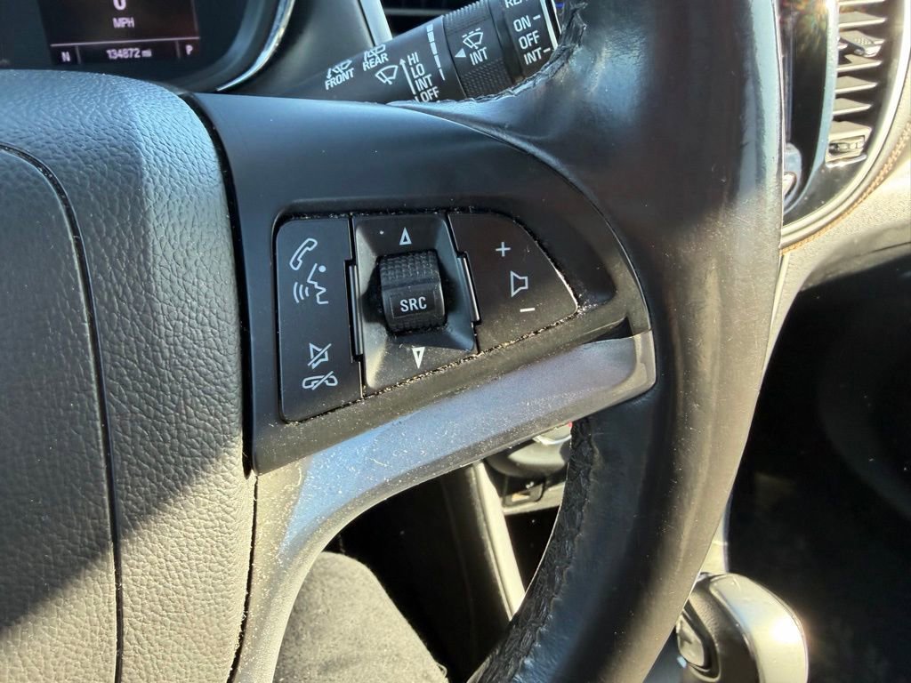 Used 2020 Chevrolet Trax LT w/ Driver Confidence Package FWD image 14