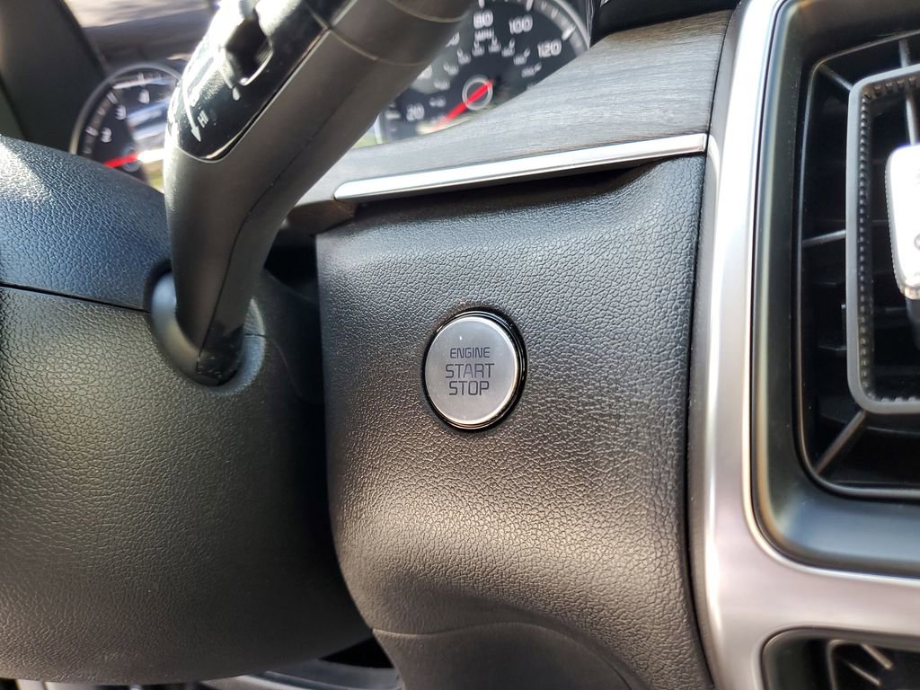 Certified 2023 Kia Sorento EX w/ Panoramic Sunroof Package image 28