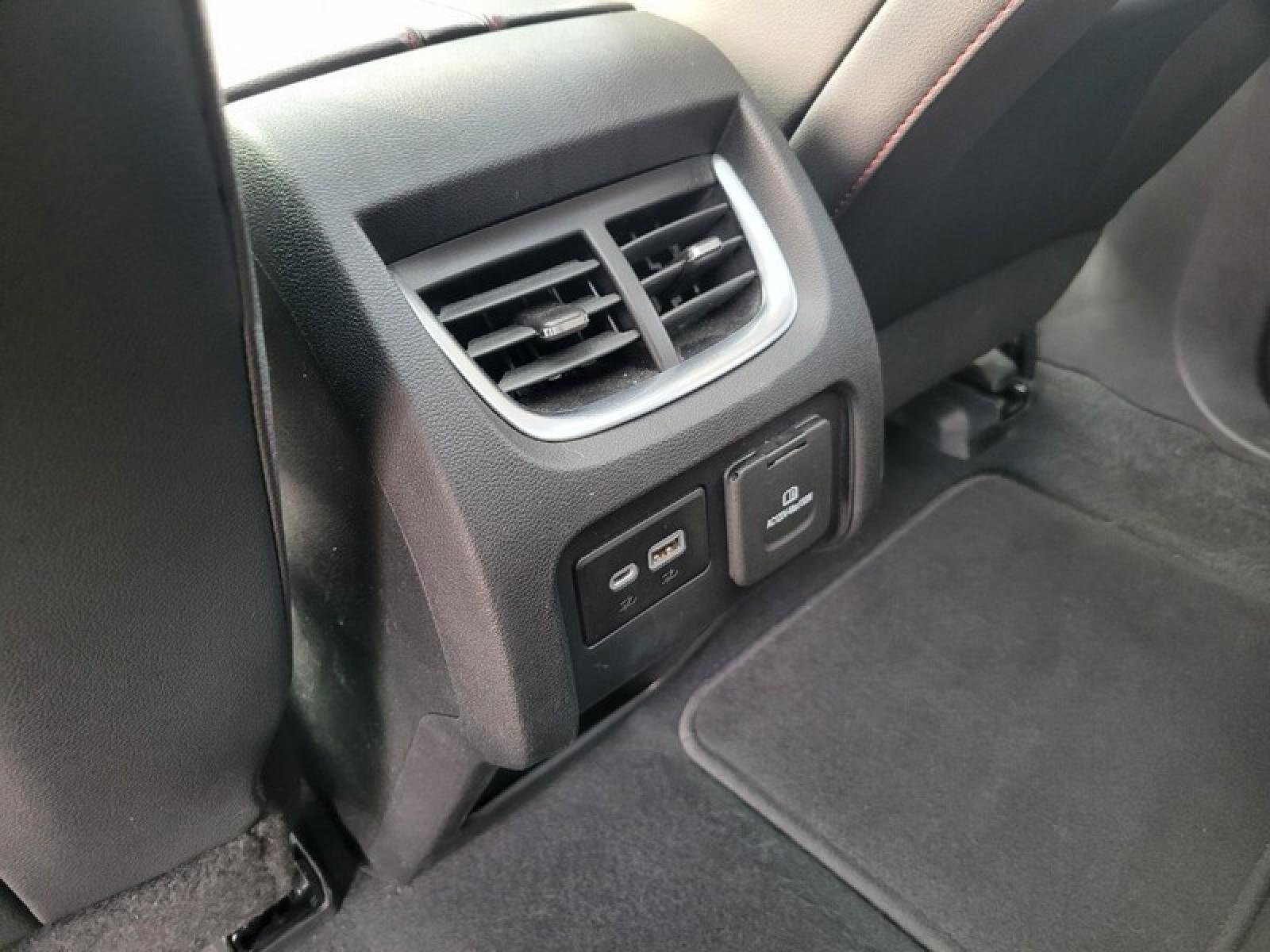 Used 2022 Chevrolet Blazer RS w/ Enhanced Convenience Package FWD image 30