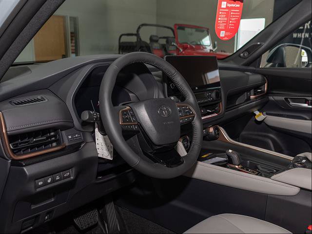 New 2026 Toyota Grand Highlander AWD Hybrid image 10