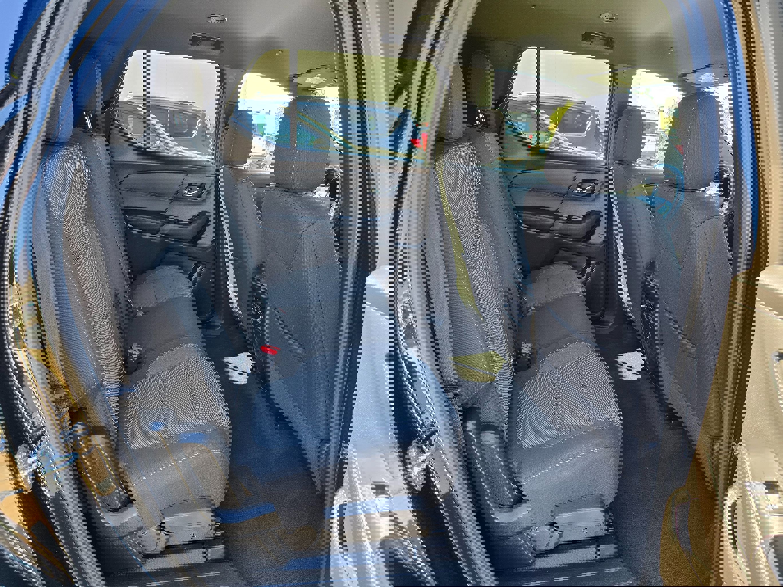 Used 2023 Chevrolet Traverse LT image 31