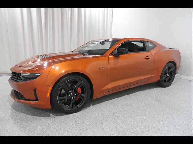 Used 2022 Chevrolet Camaro LT w/ Technology Package RWD image 3