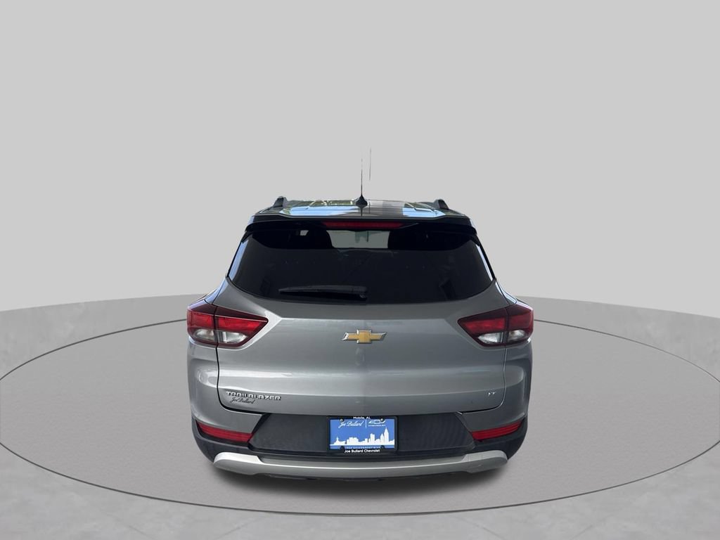 Used 2023 Chevrolet TrailBlazer LT FWD image 5