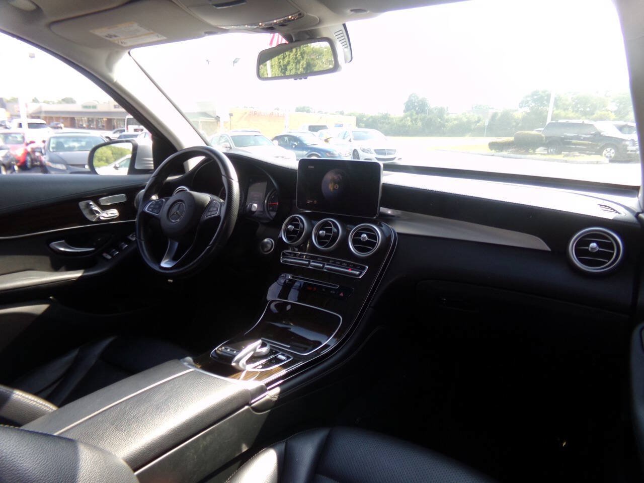 Used 2016 Mercedes-Benz GLC 300 image 28