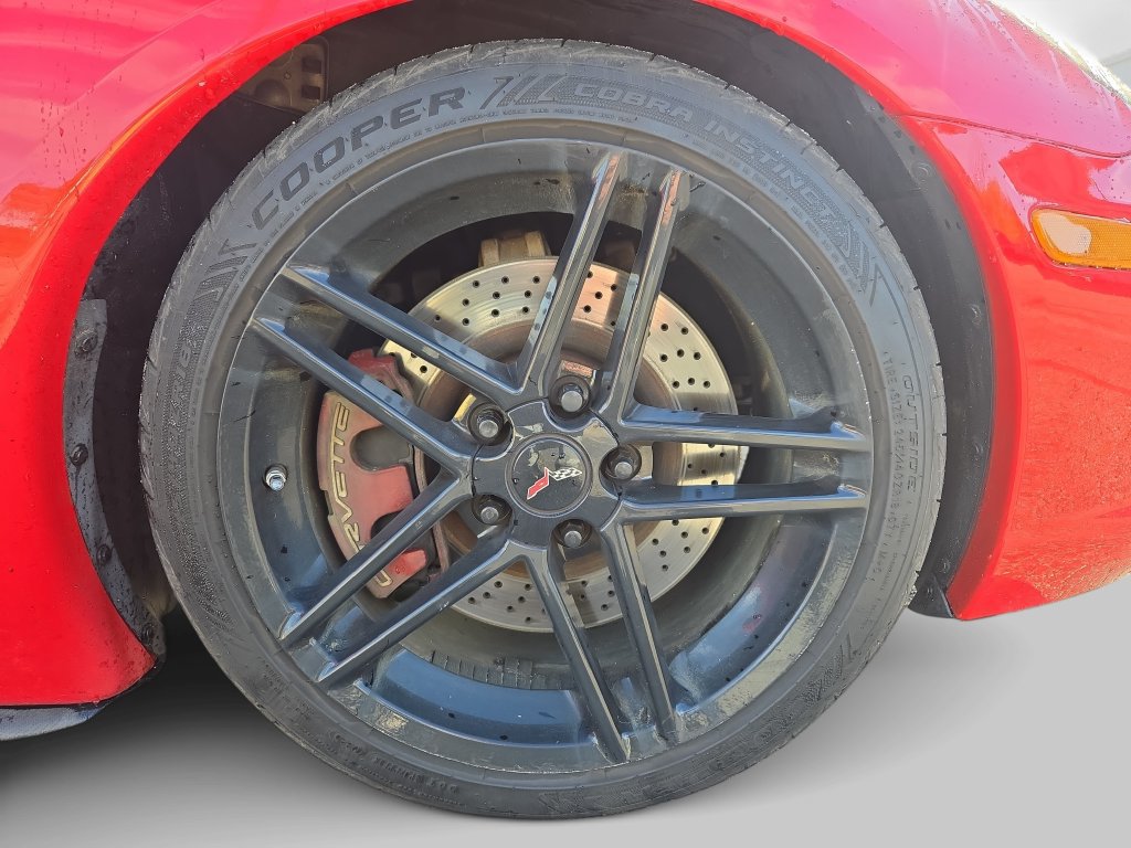 Used 2006 Chevrolet Corvette Convertible w/ Preferred Equipment Group RWD image 29