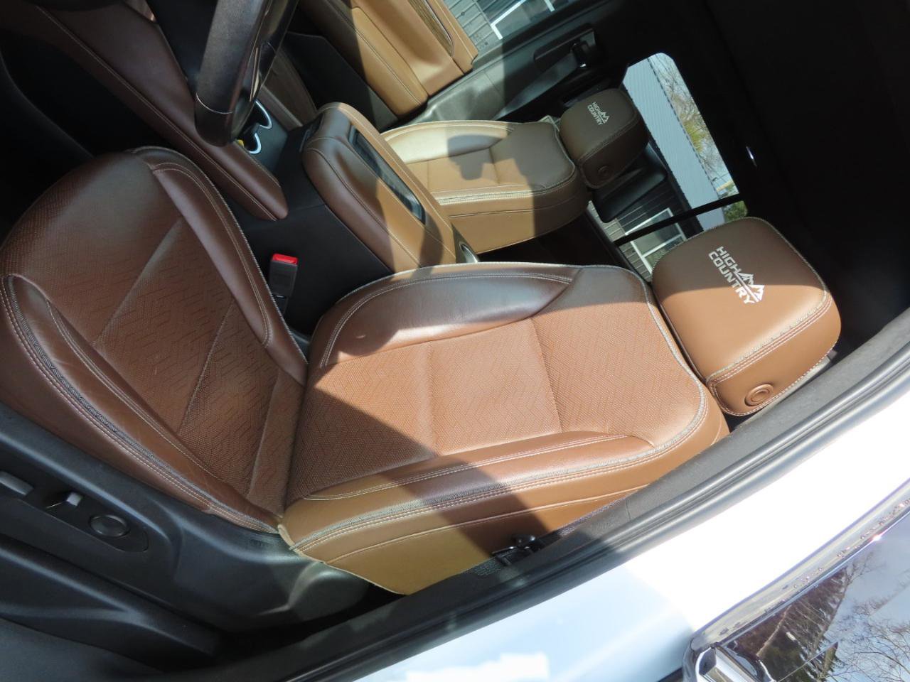 Used 2021 Chevrolet Tahoe High Country w/ Premium Package image 30