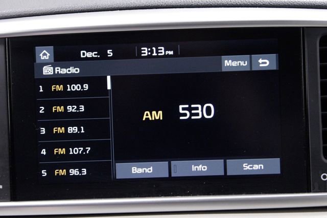 Used 2022 Kia Sportage Nightfall Edition image 31