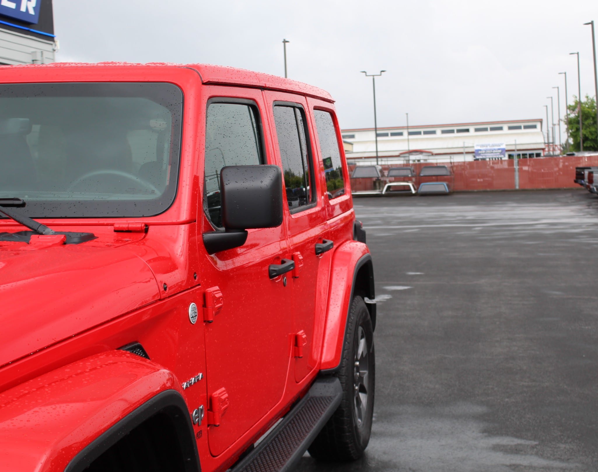 Used 2018 Jeep Wrangler Unlimited Sahara w/ Uconnect 4C Nav & Sound Group AWD/4WD image 12