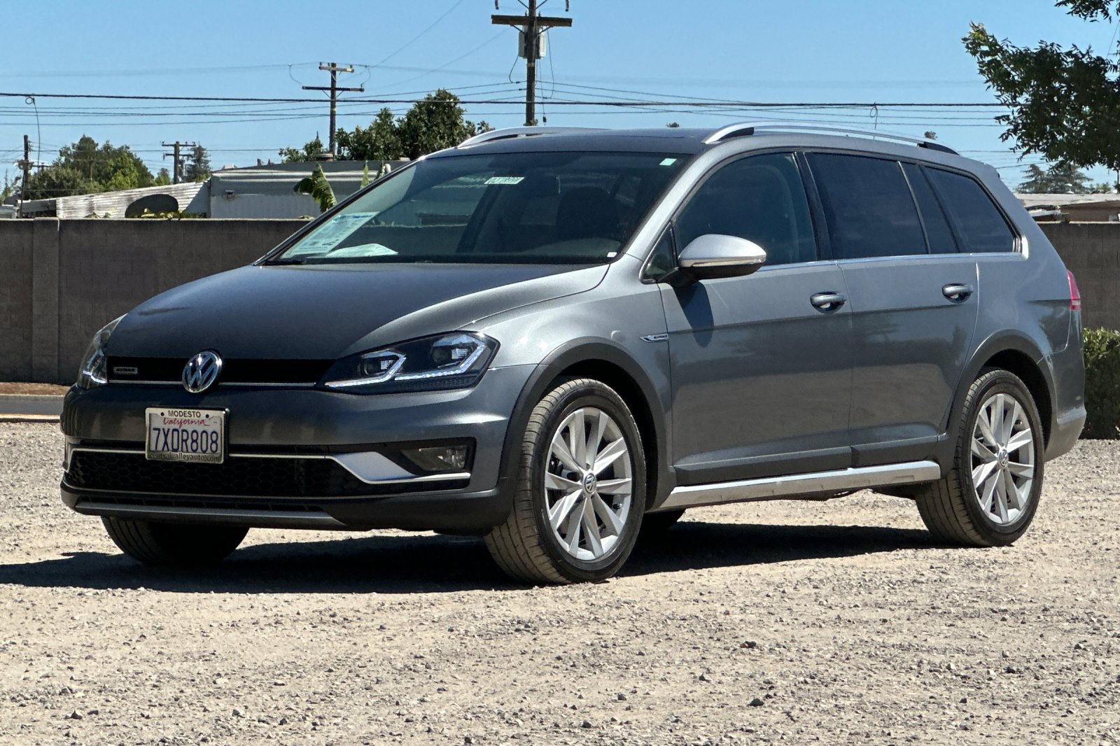 Used 2017 Volkswagen Golf Alltrack AWD/4WD image 8