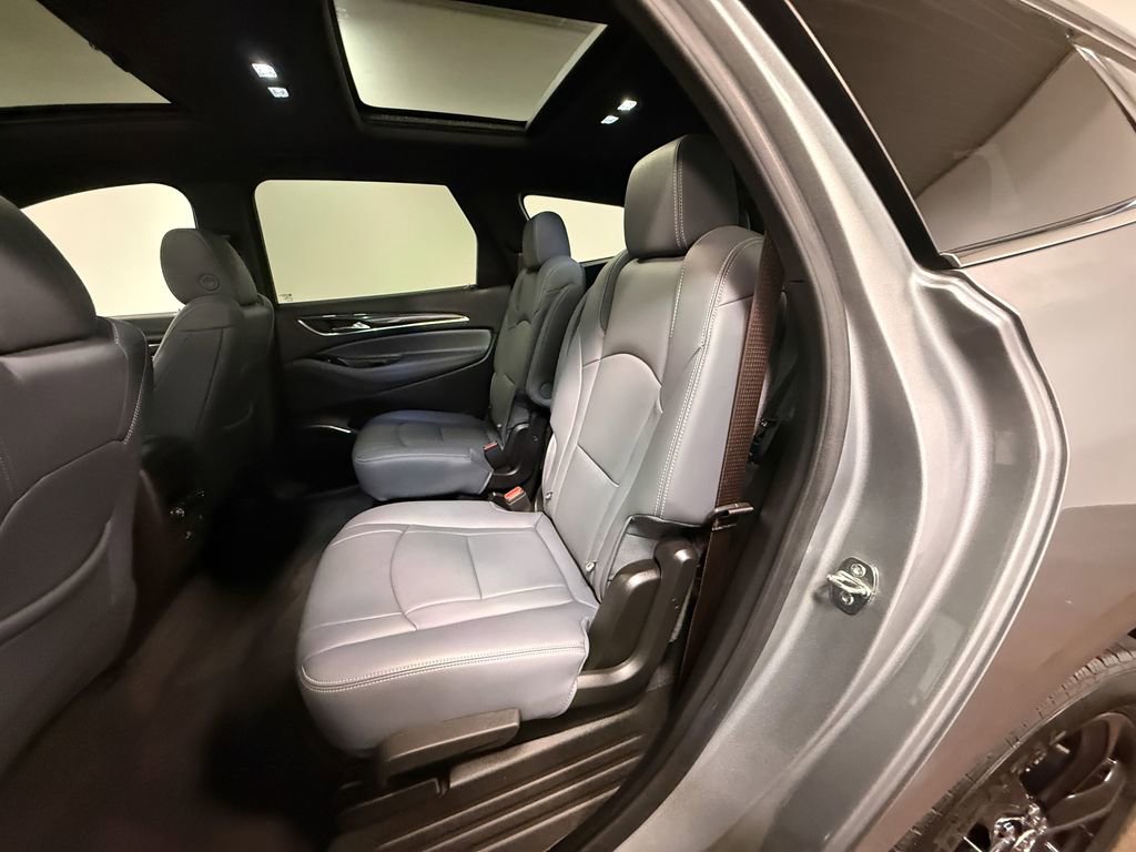 Used 2023 Buick Enclave Essence w/ Experience Buick Package AWD/4WD image 8