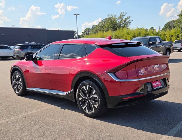 Used 2022 Kia EV6 Wind w/ Wind Technology Package AWD/4WD image 3