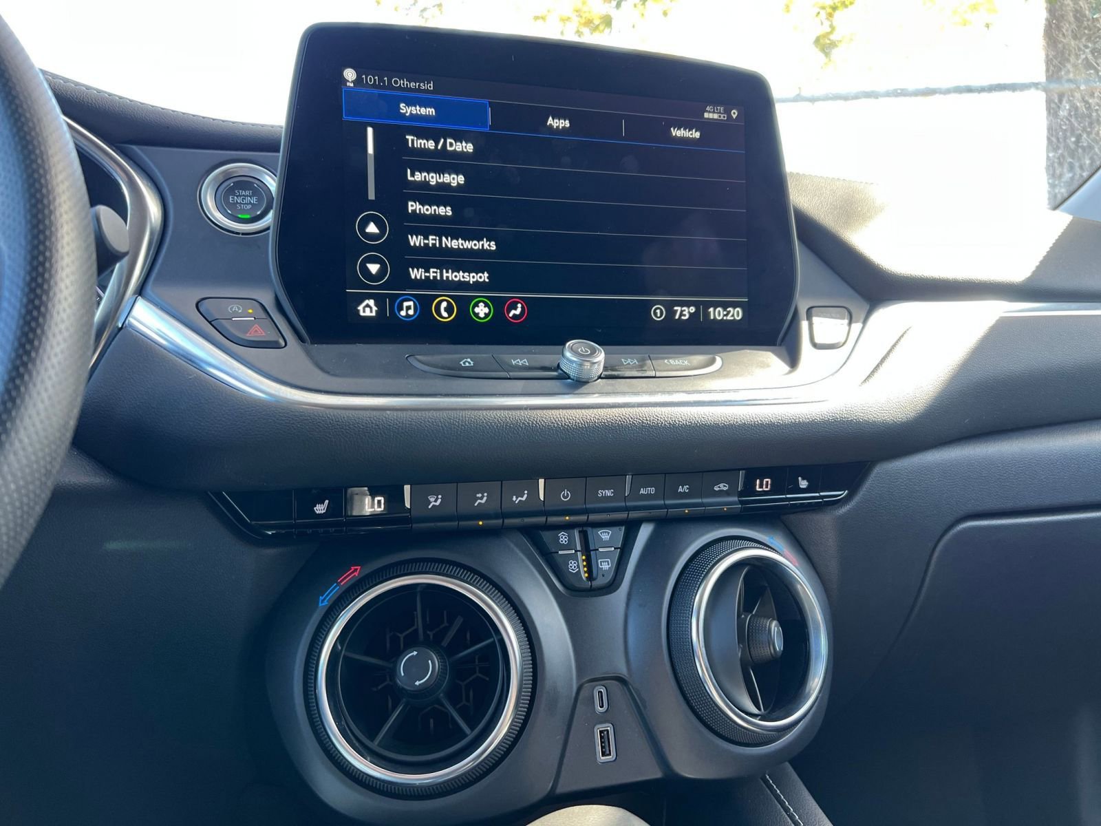 Used 2025 Chevrolet Blazer LT image 17