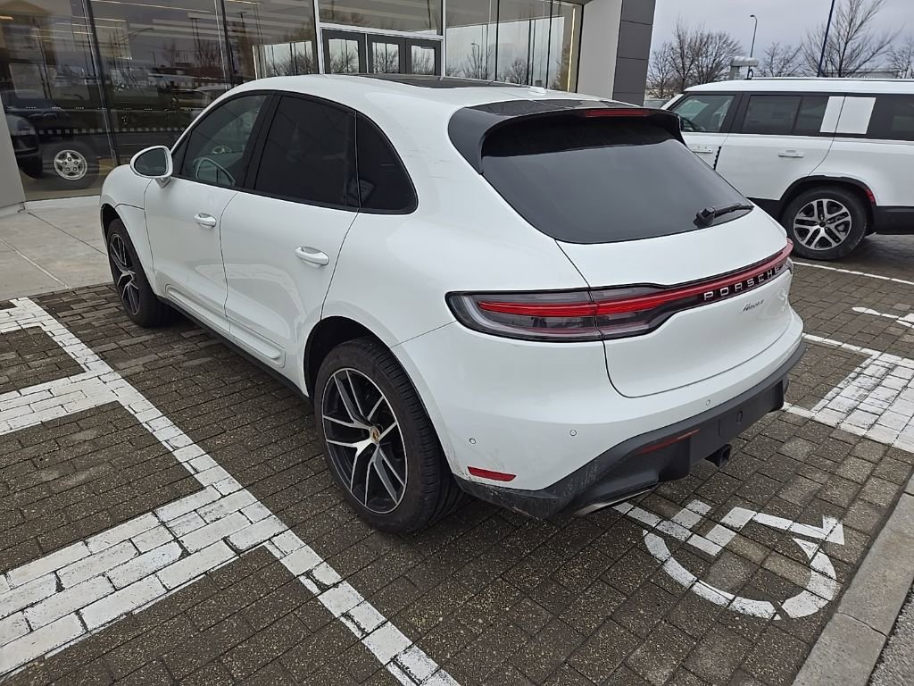 Used 2024 Porsche Macan Base image 7