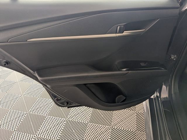 Used 2025 Toyota Camry SE image 27