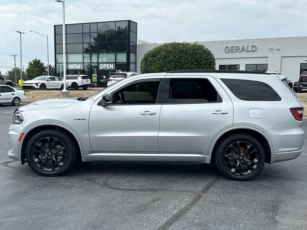 Used 2024 Dodge Durango R/T AWD/4WD image 11