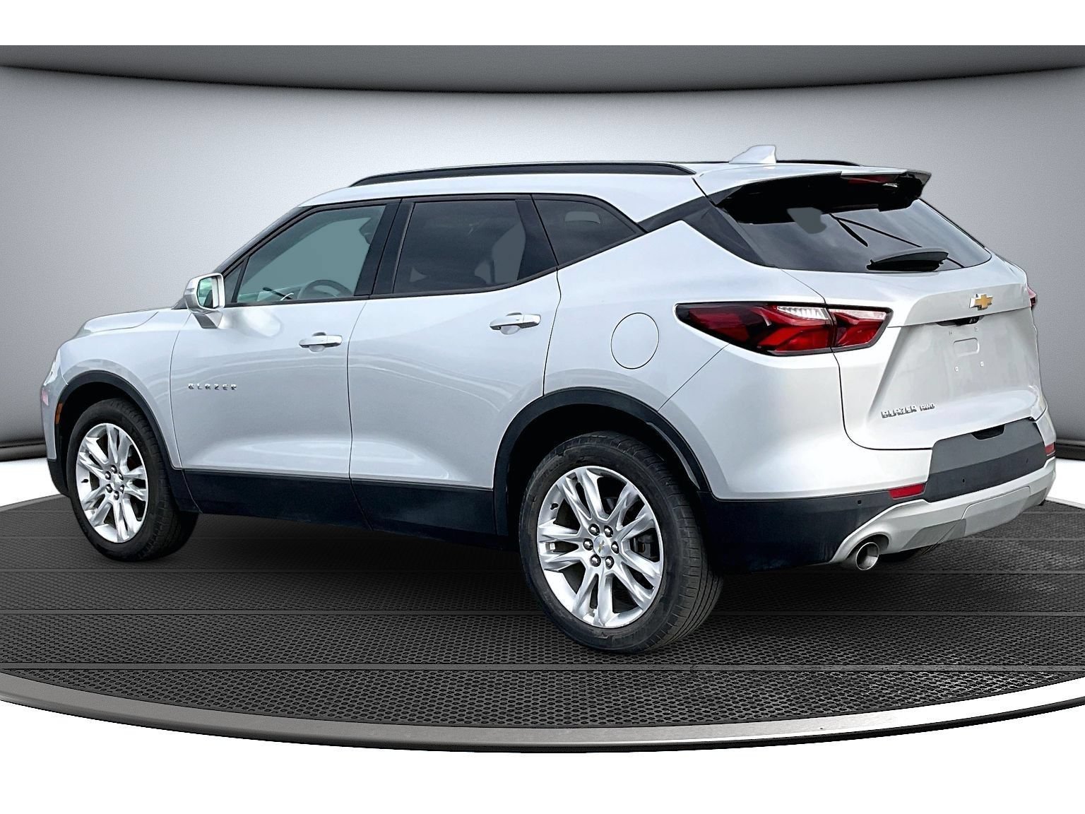 Used 2019 Chevrolet Blazer LT AWD/4WD image 18