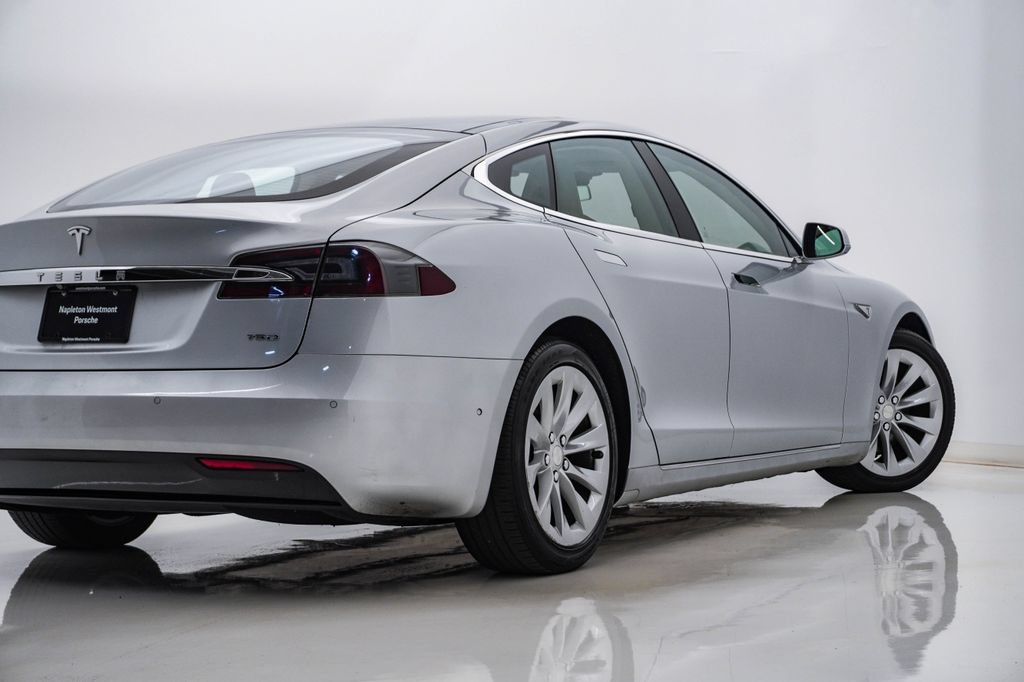 Used 2016 Tesla Model S 60D AWD/4WD image 9