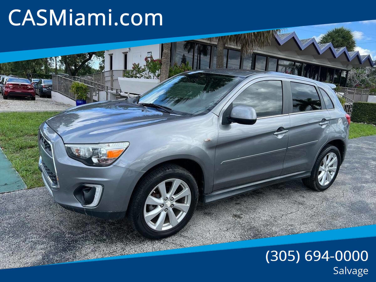 Used 2015 Mitsubishi Outlander Sport SE image 1