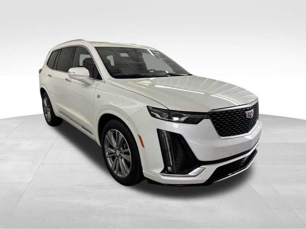 Certified 2025 Cadillac XT6 Premium Luxury image 1