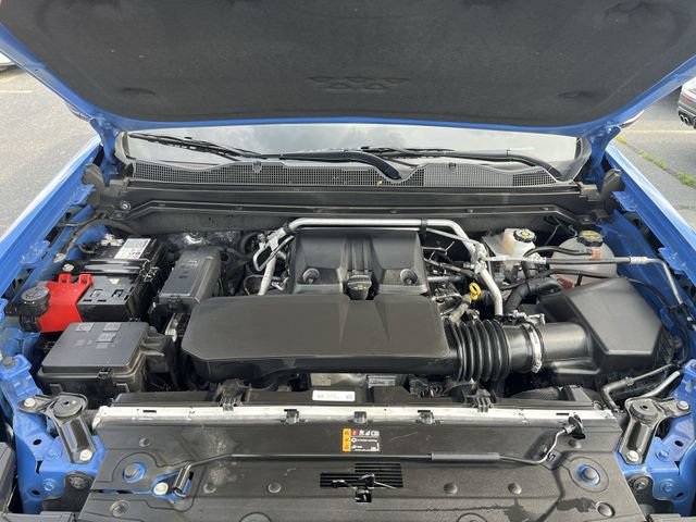 Used 2025 Chevrolet Colorado Trail Boss AWD/4WD image 19