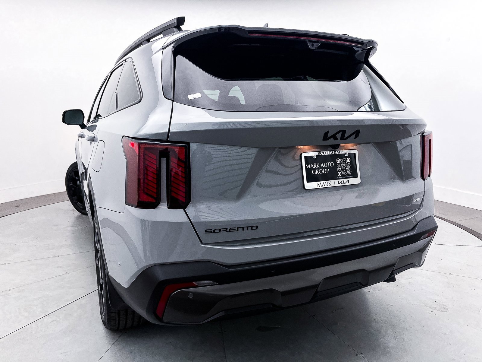 Used 2025 Kia Sorento SX Prestige image 4