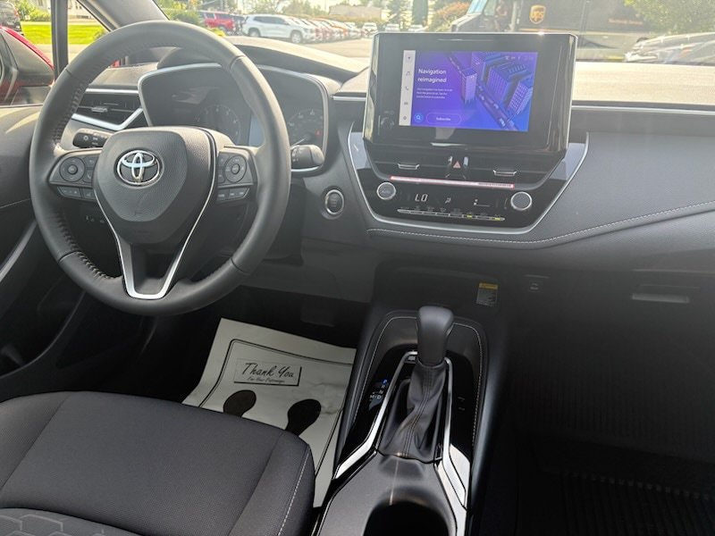 Used 2024 Toyota Corolla SE w/ SE Package FWD image 11